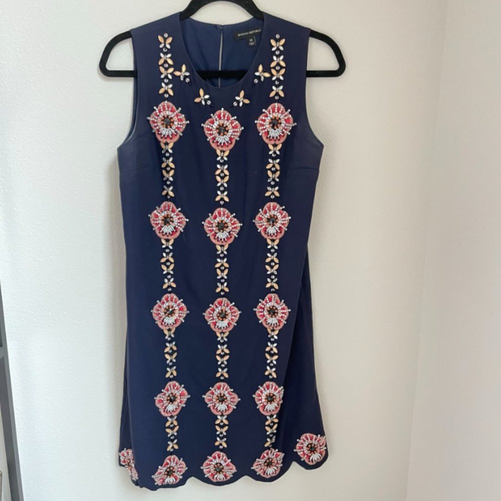 Banana Republic Beaded Embroidered Cocktail Shift Dress